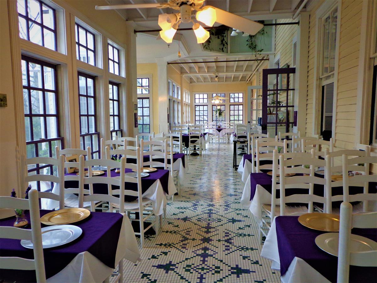 وينزفيل، كارولاينا الشمالية Grand Old Lady Hotel المظهر الخارجي الصورة